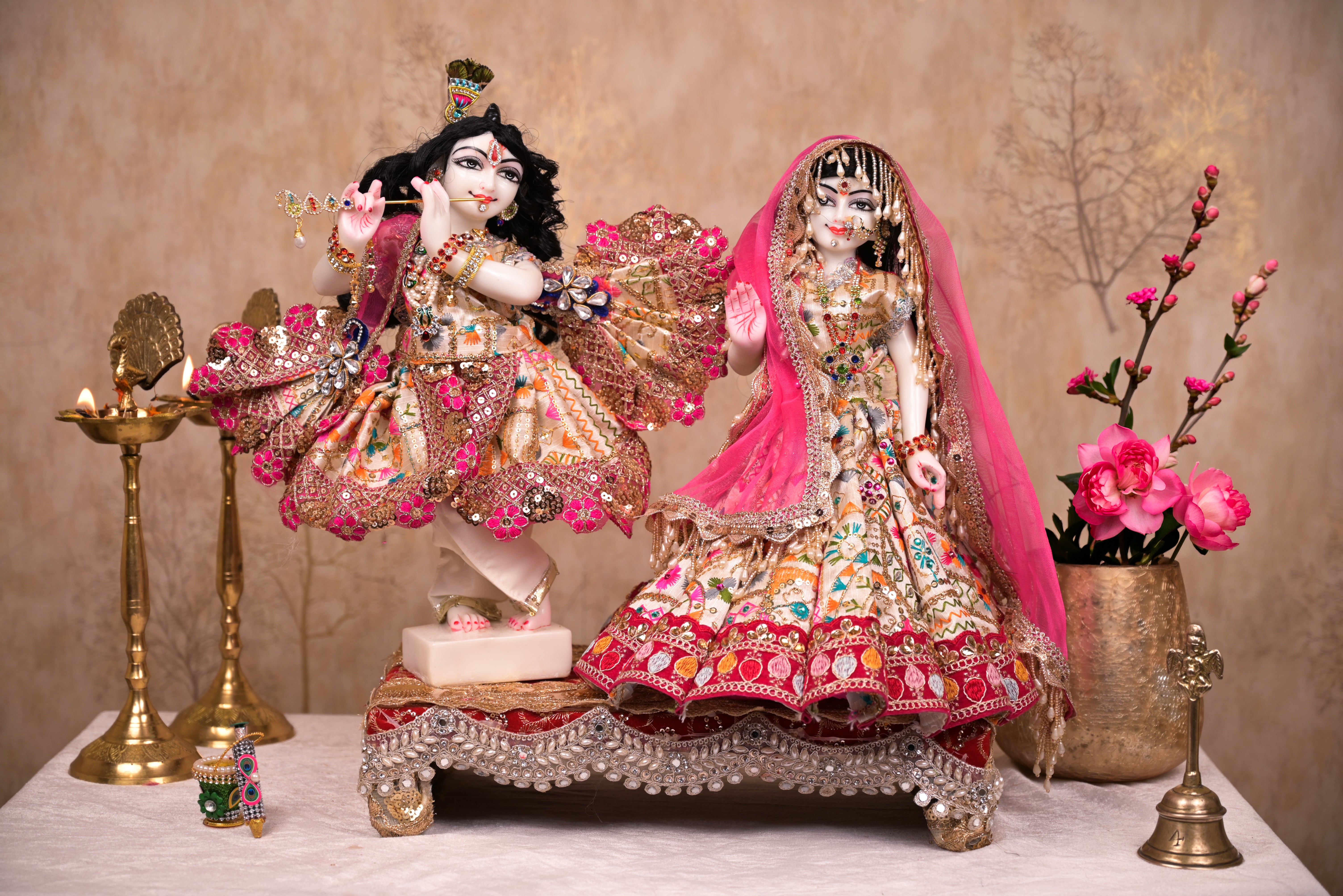 Radha Krishna Poshak | Light Golden & Pink Silk