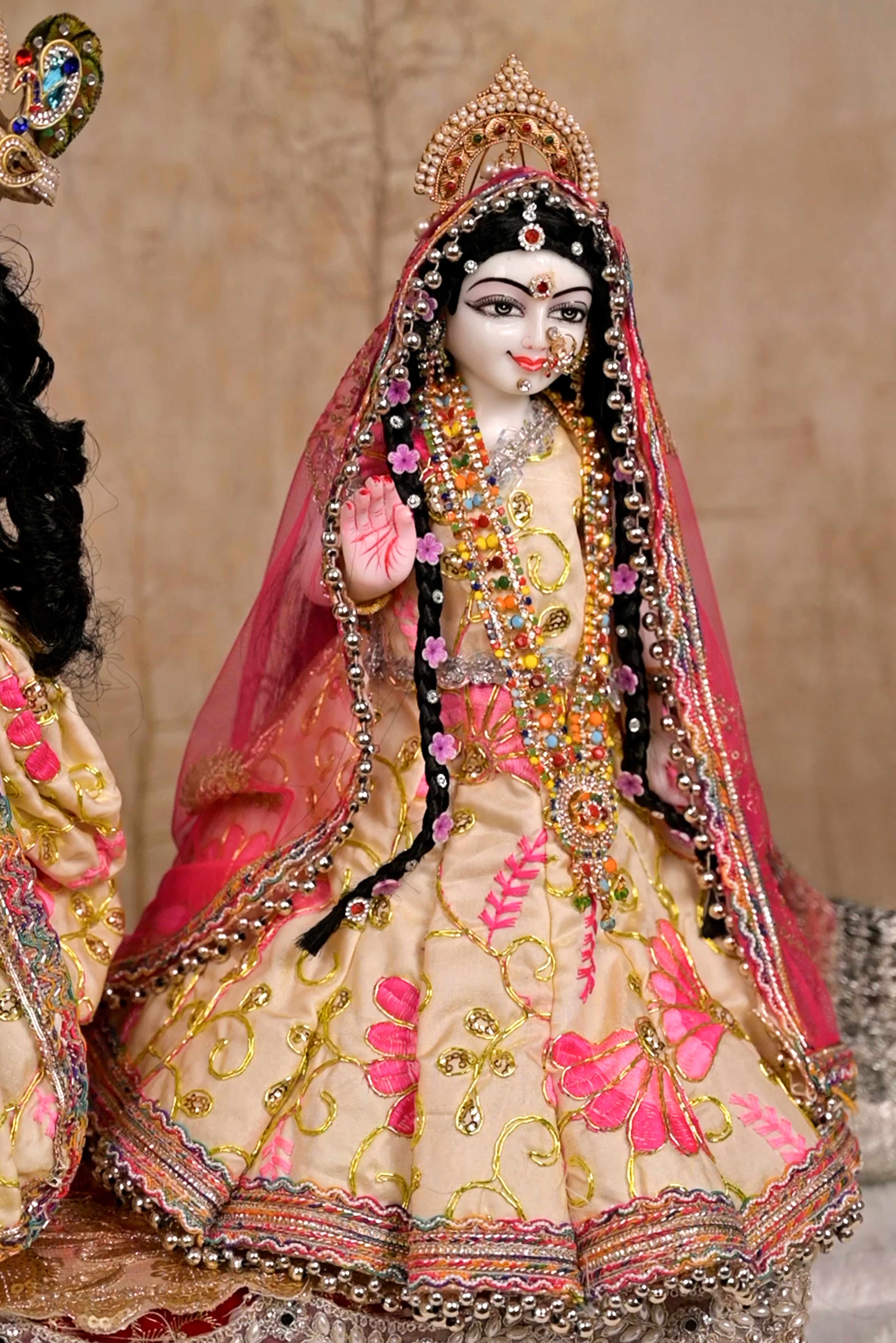 Radha Krishna Yugal Jodi Poshak – Beige Golden & Pink