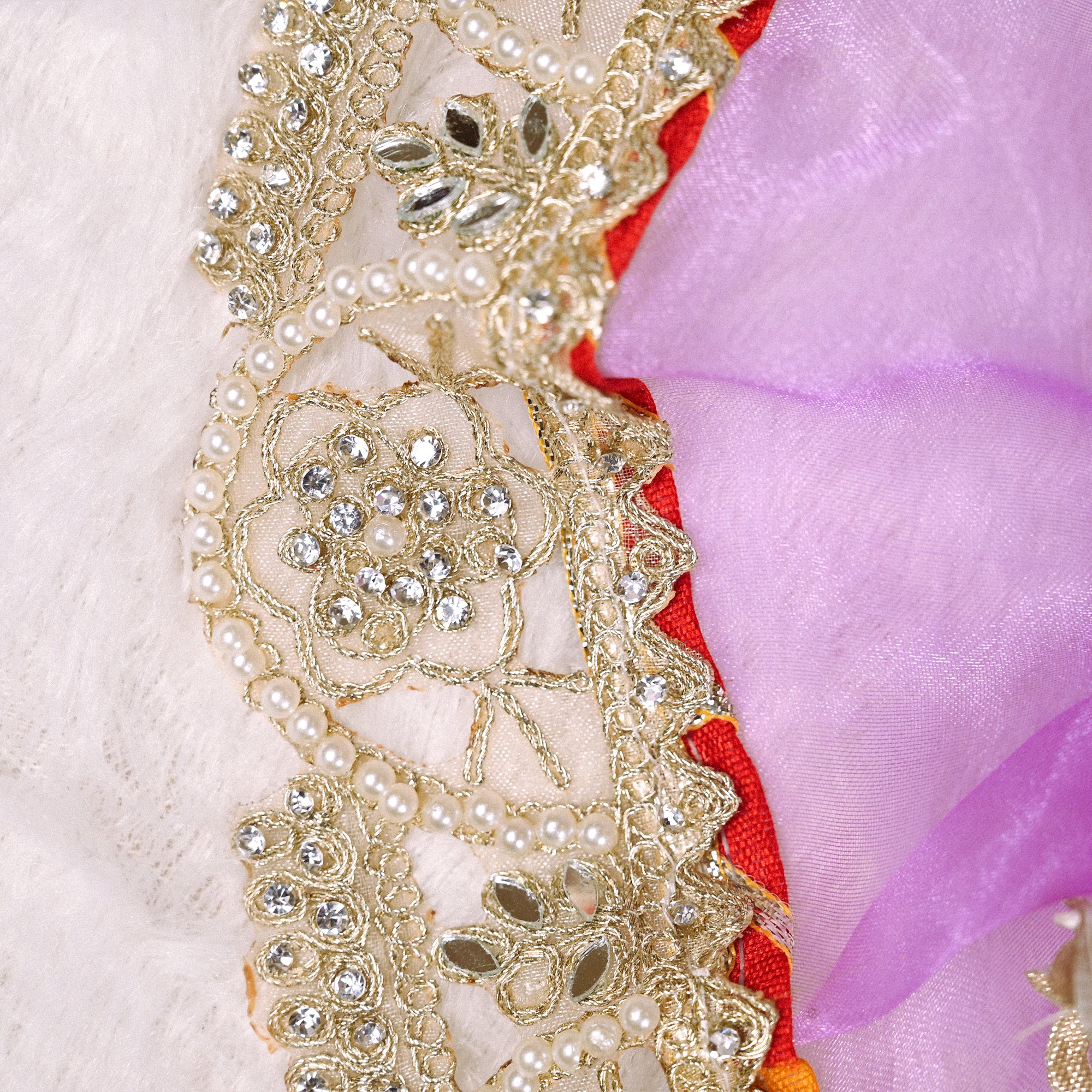 Decorative Round Thali Posh Purple and Gold Embroidered Design