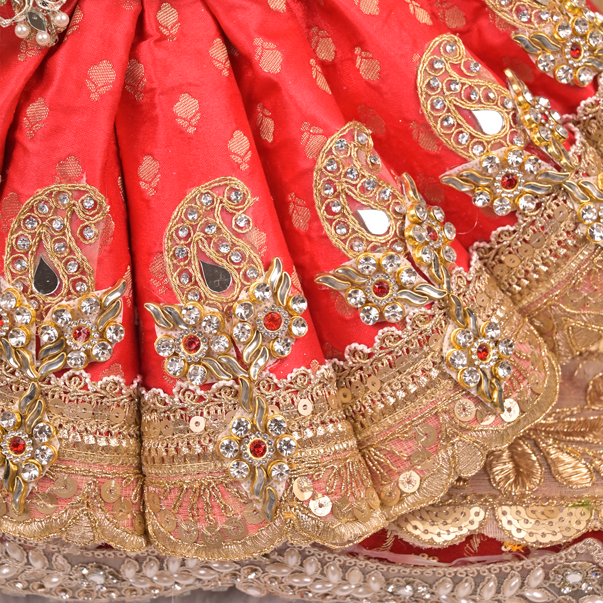 Mata Rani Lehenga – Reddish Maroon Pure Silk Poshak with Golden Embroidery & Dual Dupattas